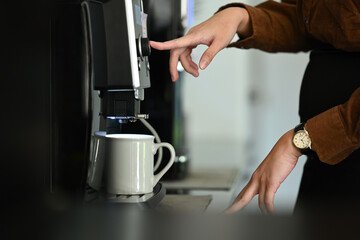 5 Reasons Office Coffee Machine Rental Beats Buying Outright