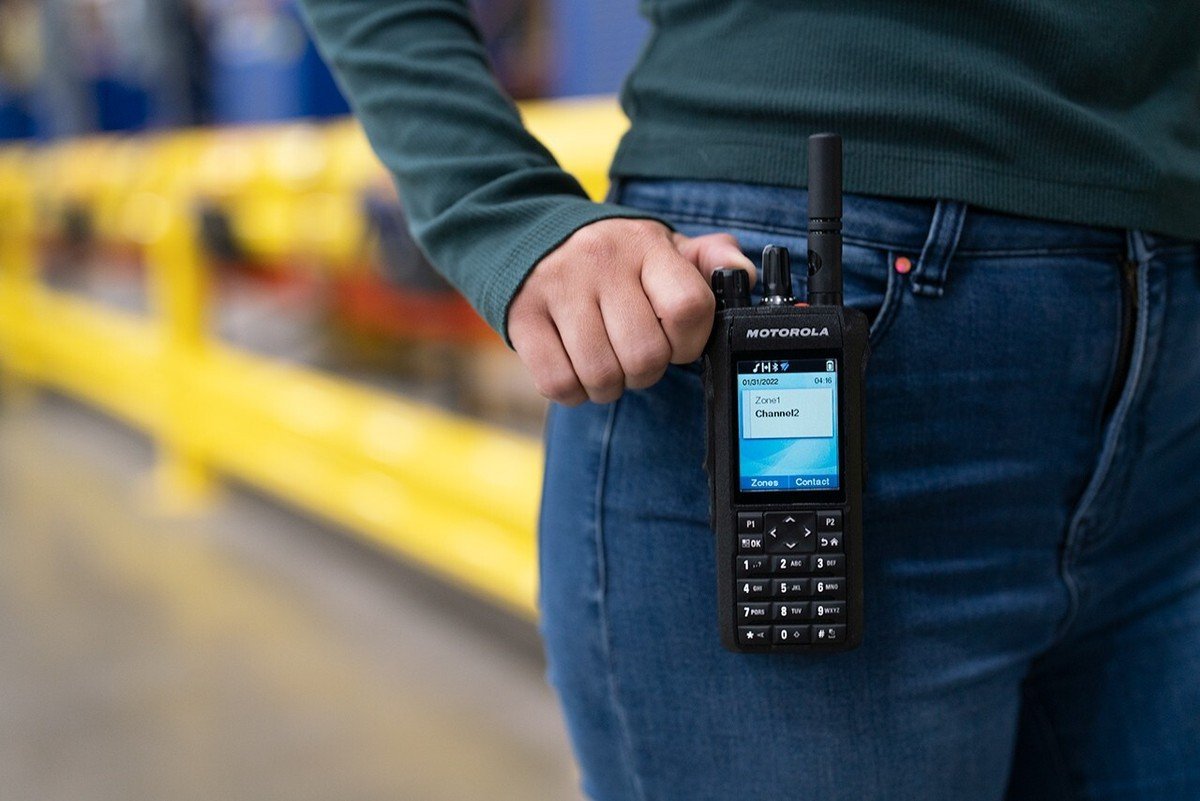 How to Choose the Ideal Communication Radio for You