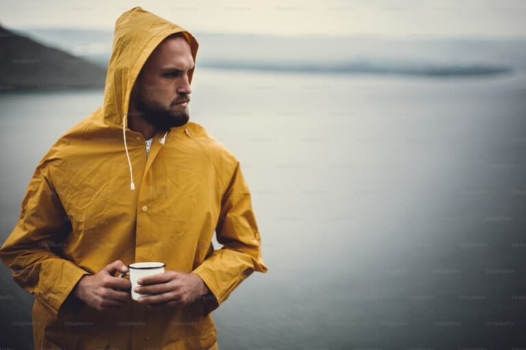 Why Essentials Hoodie Works for Men of All Ages